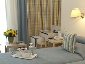 The Park Hotel Piraeus