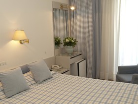 The Park Hotel Piraeus