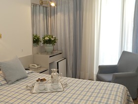The Park Hotel Piraeus