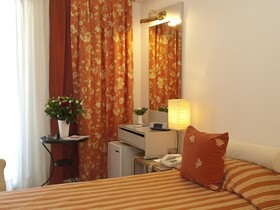 The Park Hotel Piraeus