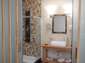 King Hotel