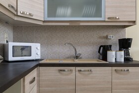 Thresh Apartments Airport by Airstay