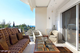 Royal Riviera Residence