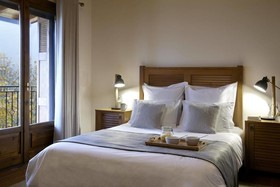 Levanta Hotel