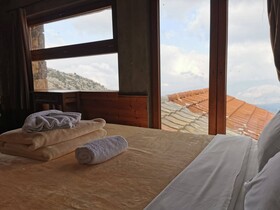 Psiloritis Retreat Chalet