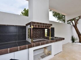 4 Elements Seaside Luxury Suites