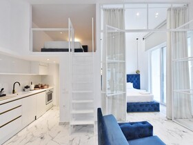 4 Elements Seaside Luxury Suites