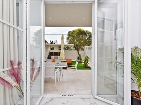 4 Elements Seaside Luxury Suites