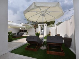 4 Elements Seaside Luxury Suites