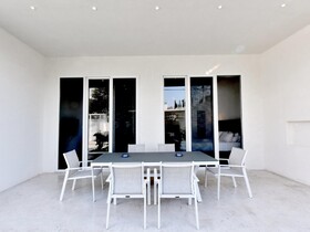 4 Elements Seaside Luxury Suites