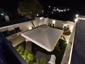 4 Elements Seaside Luxury Suites