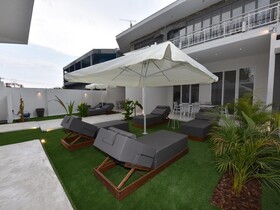 4 Elements Seaside Luxury Suites