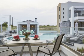 Greystone Suites