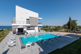Heraclea Suites