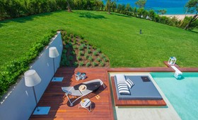 Avaton Luxury Hotel & Villas