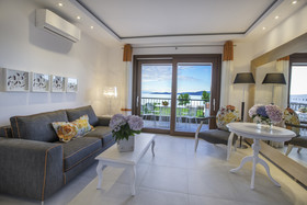 Avaton Luxury Hotel & Villas