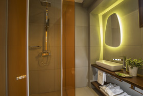 Avaton Luxury Hotel & Villas