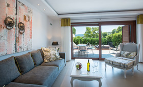 Avaton Luxury Hotel & Villas