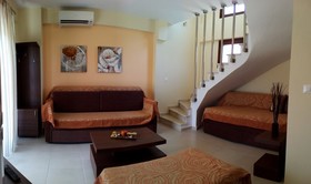 Ianthi Maisonettes