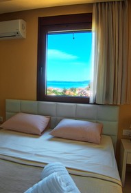 Ianthi Maisonettes