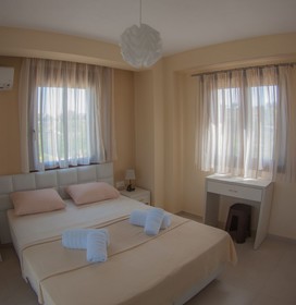 Ianthi Maisonettes
