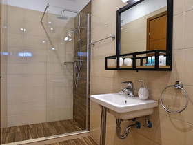 Komitsa Luxury Apartments
