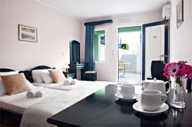 Sea Breeze Hotel Apartments Chios