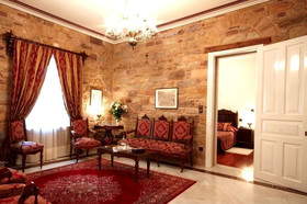 Argentikon Luxury Suites