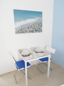 Seafront Studios & Apartments