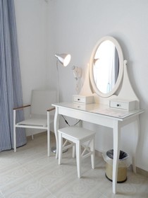 Seafront Studios & Apartments