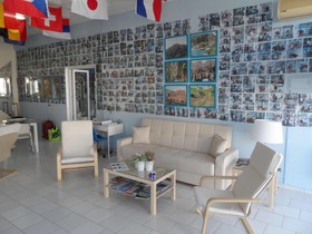 Seafront Studios & Apartments