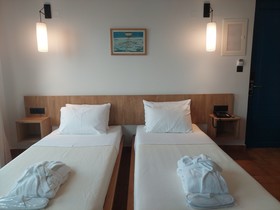 Shallow Sea Apartments