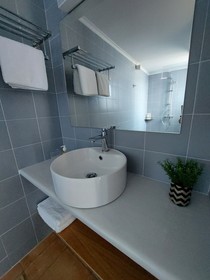 Shallow Sea Apartments