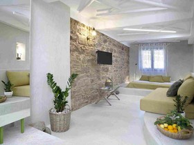 Voulamandis House