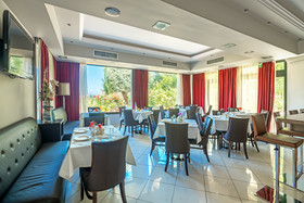 Ai Yannis Suites & Appartements Hotel