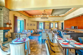 Ai Yannis Suites & Appartements Hotel