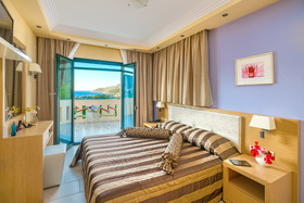 Ai Yannis Suites & Appartements Hotel