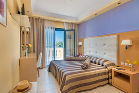 Ai Yannis Suites & Appartements Hotel