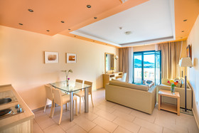 Ai Yannis Suites & Appartements Hotel