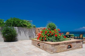 Plaka Studios
