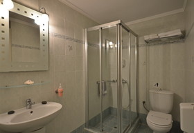 Emporios Bay Hotel