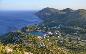 Emporios Bay Hotel