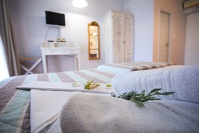 Zorbas Apartments