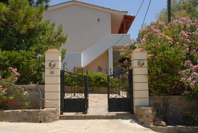 Zorbas Apartments