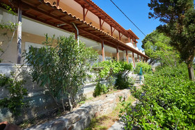 Zorbas Apartments