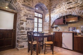 Vouno Village Apartments