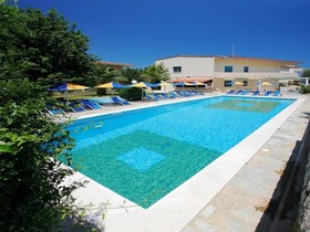 Kyveli Apartments