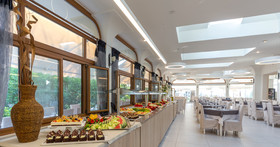 Acharavi Beach Hotel