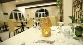 Almyros Beach Resort & Spa