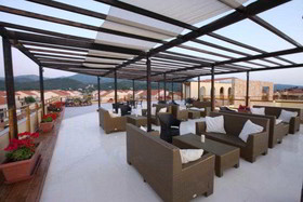 Almyros Beach Resort & Spa